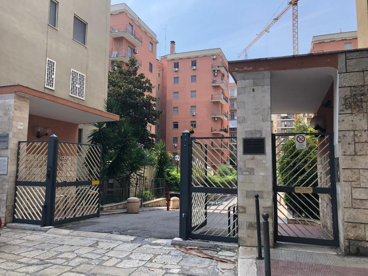 Garden View Salandra Apartment - Bari Policlinico Kültér fotó